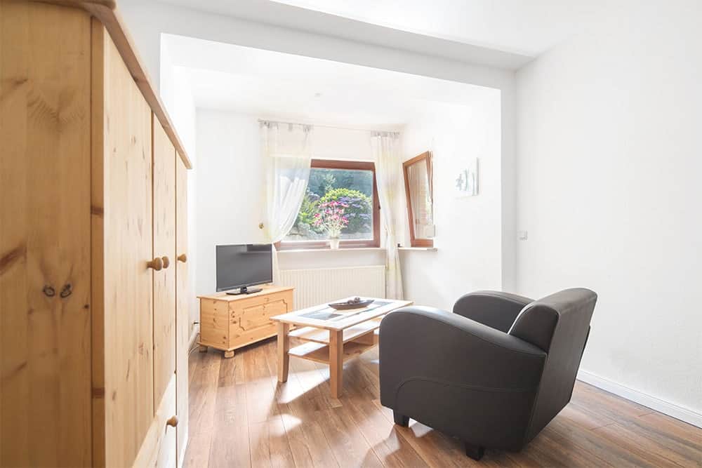 Monteurzimmer im Souterrain Monteurzimmer mit Ausblick im Souterrain